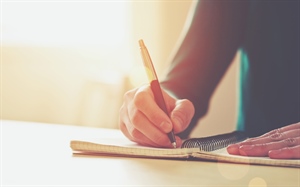 نوشتن بیانگر در محیط بالینی